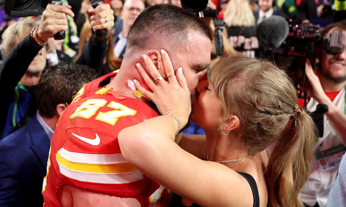 Travis Kelce and Taylor Swift 