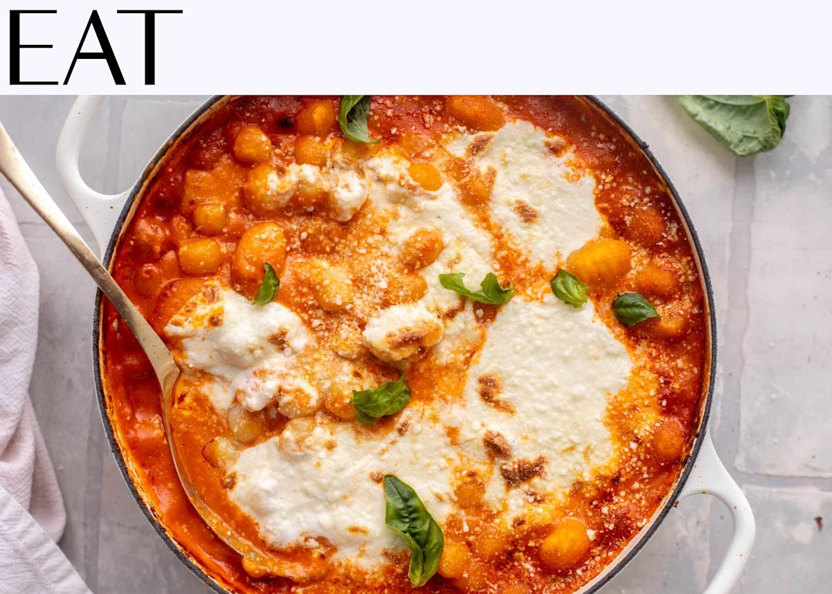 Baked Vodka Sauce Gnocchi With Burrata