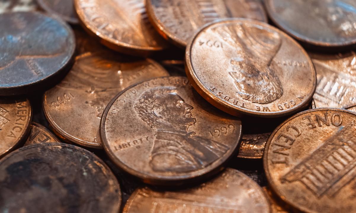 Close-up of a heap of US pennies